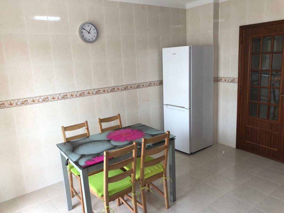 Olinda'S 2 Bedroom Apartment Lagos Exterior photo